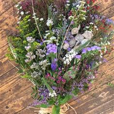 Natural tied funeral sheaf