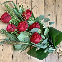 Red Rose Sheaf