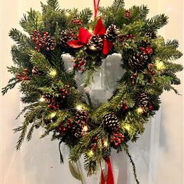 Berried Heart with Lights